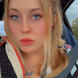 Meet your Posher, Nisa